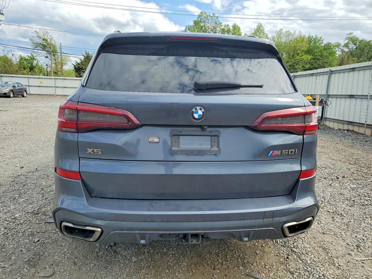 2022 BMW X5 M50I - zdjęcie 6