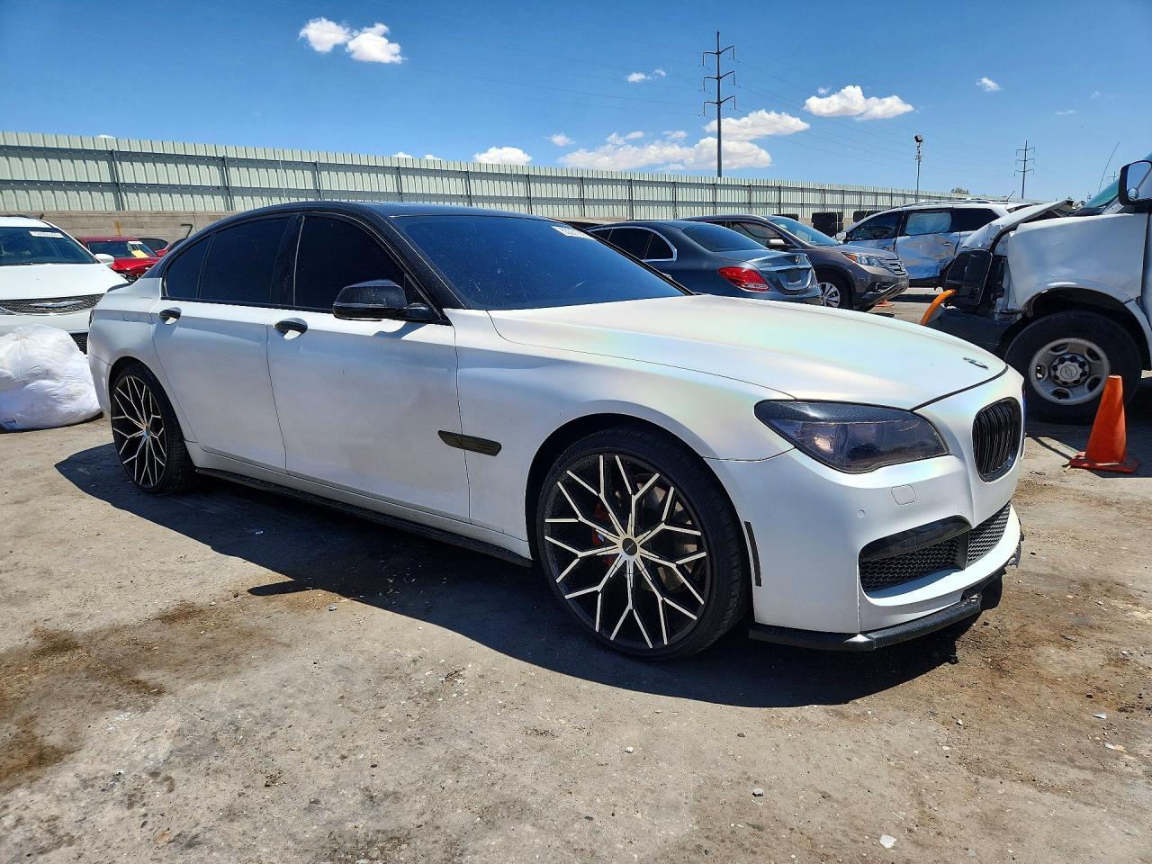 2013 BMW 740 I - zdjęcie 4