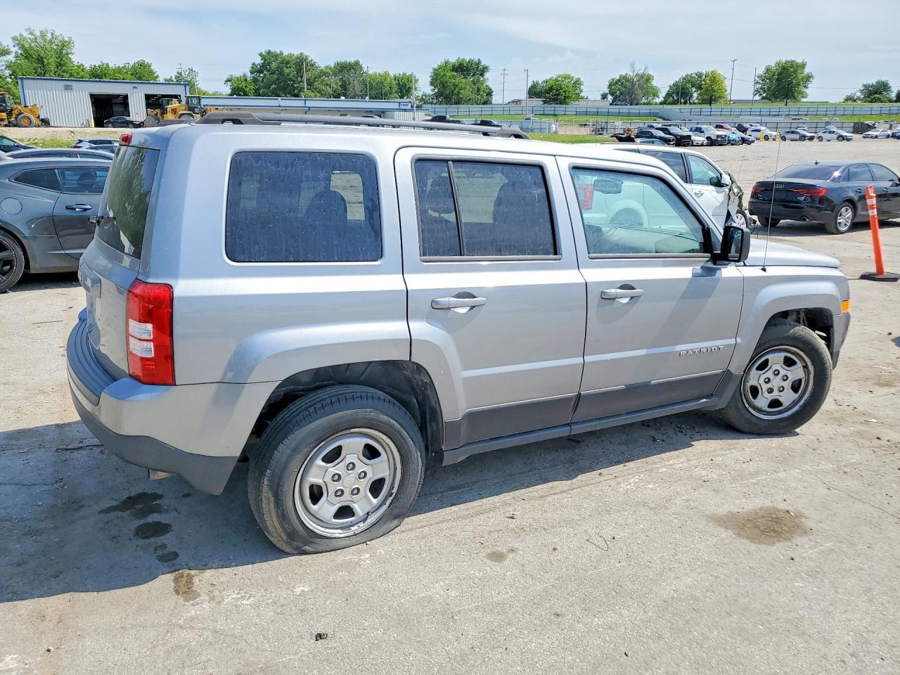 2016 Jeep Patriot Sport - zdjęcie 3