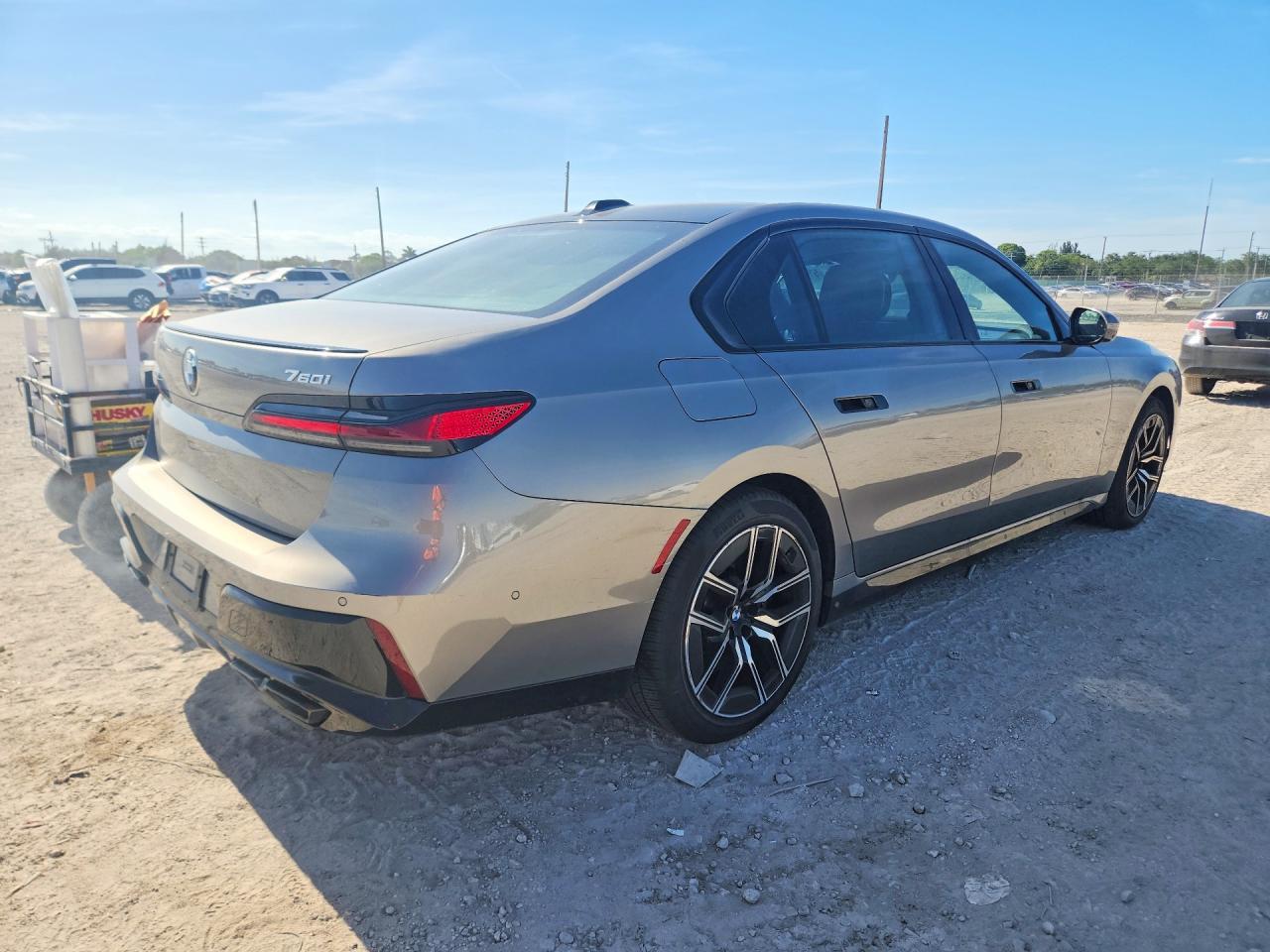 2025 BMW 760 Xi - zdjęcie 3