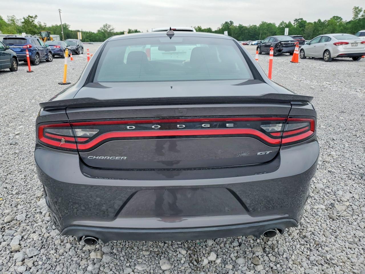 2021 Dodge Charger Gt - zdjęcie 6