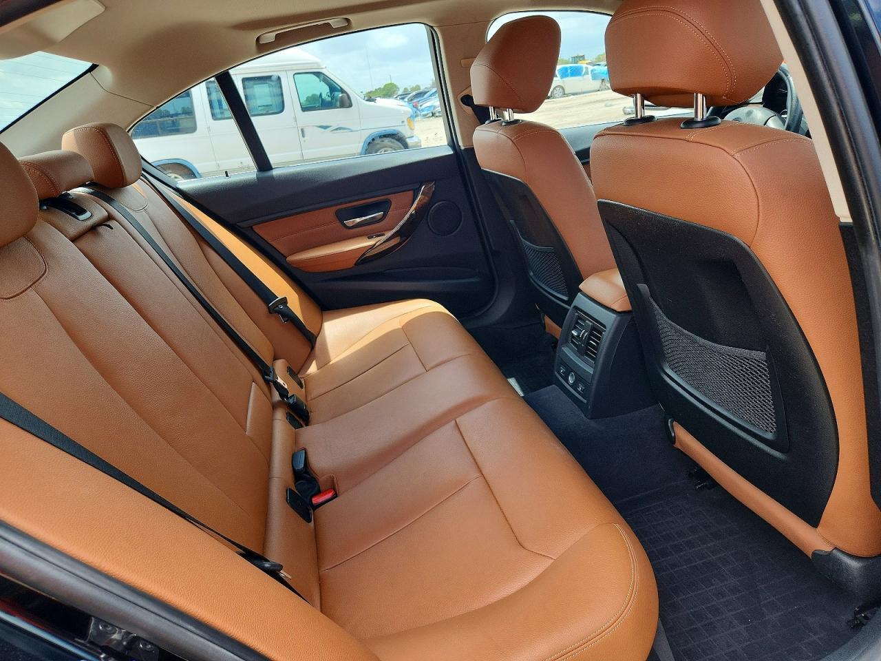2015 BMW 328 Xi - zdjęcie 10