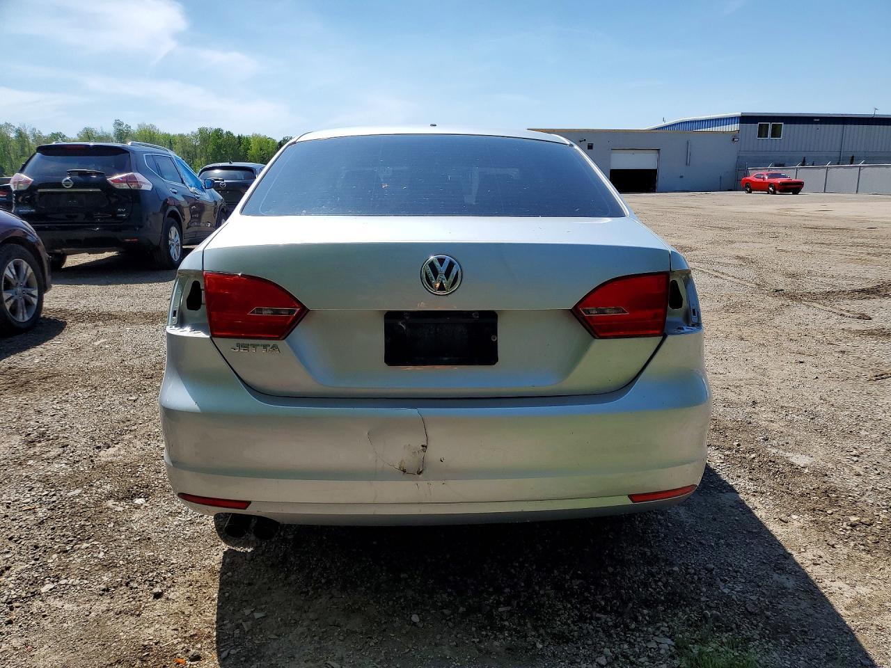 2013 Volkswagen Jetta Base - zdjęcie 6