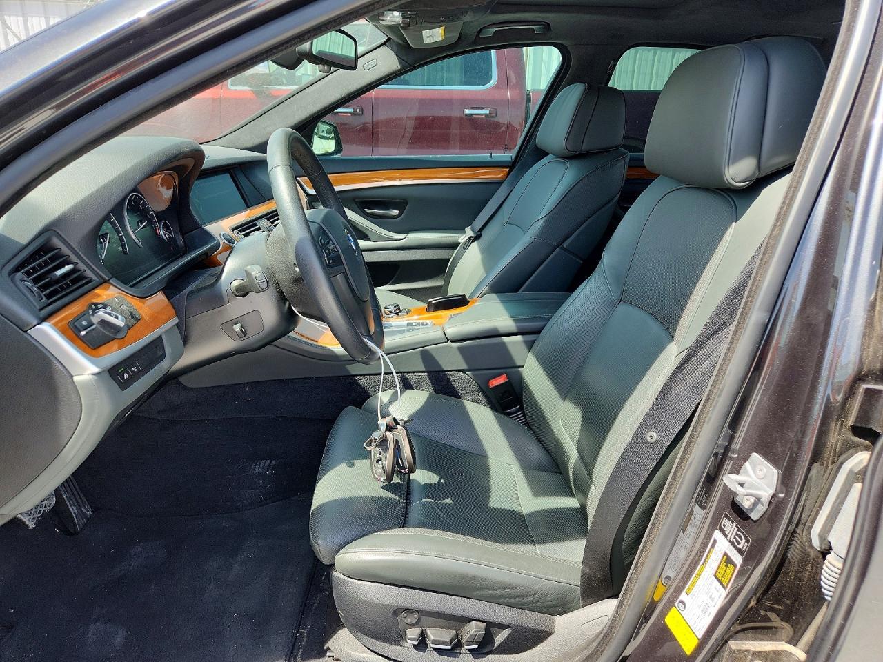 2013 BMW 550 - zdjęcie 7
