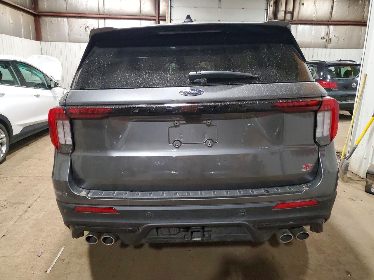 2026 Ford Explorer St - zdjęcie 6