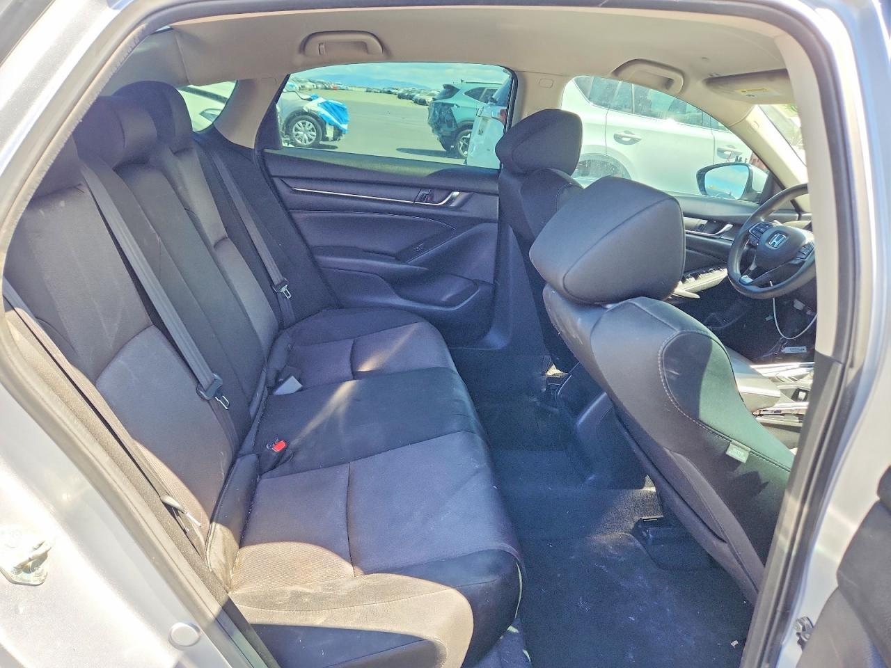 2020 Honda Accord Lx - zdjęcie 10