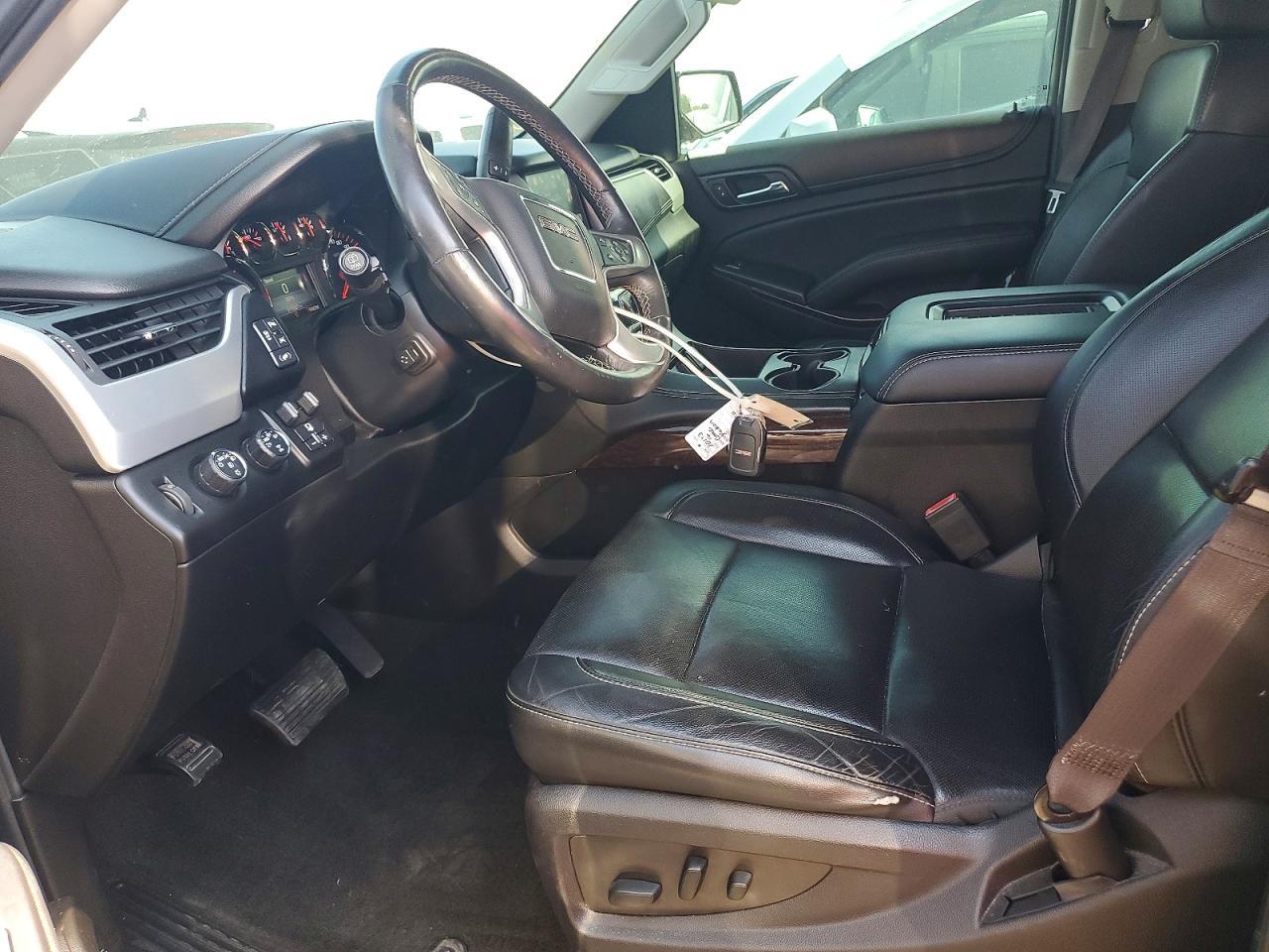2016 GMC Yukon Xl K1500 Slt - zdjęcie 7
