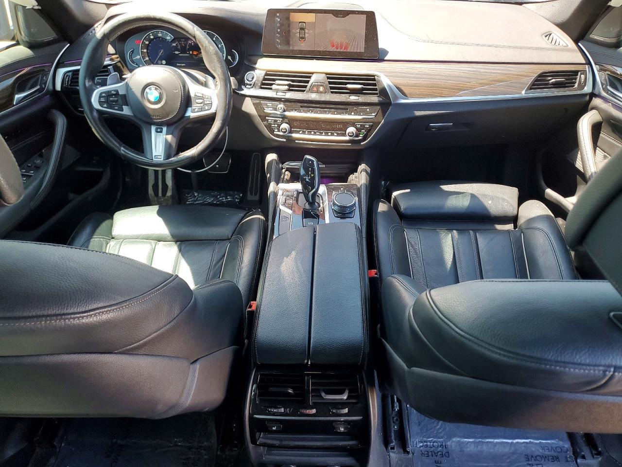 2019 BMW M550Xi - zdjęcie 8