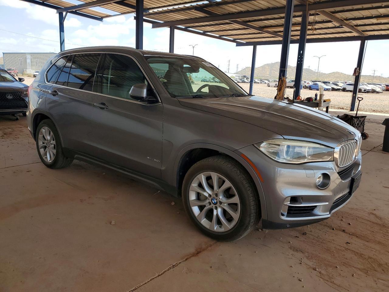 2015 BMW X5 xDrive50I - zdjęcie 4