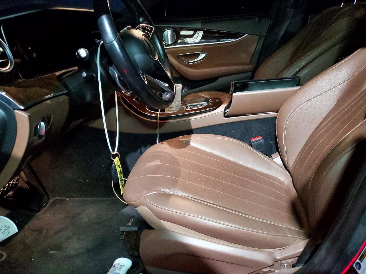 2021 Mercedes-Benz E 350 - zdjęcie 7