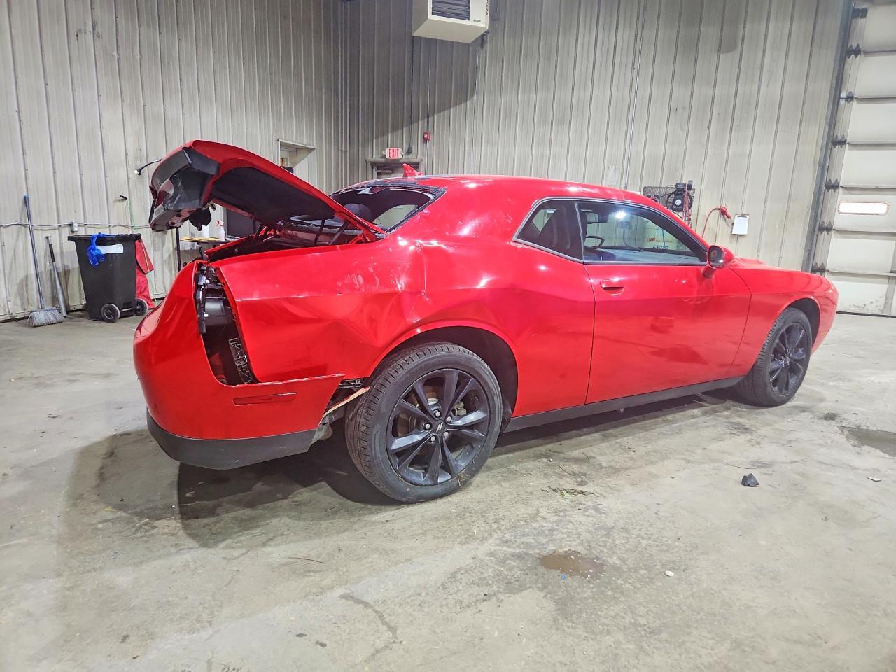 2021 Dodge Challenger Sxt - zdjęcie 3