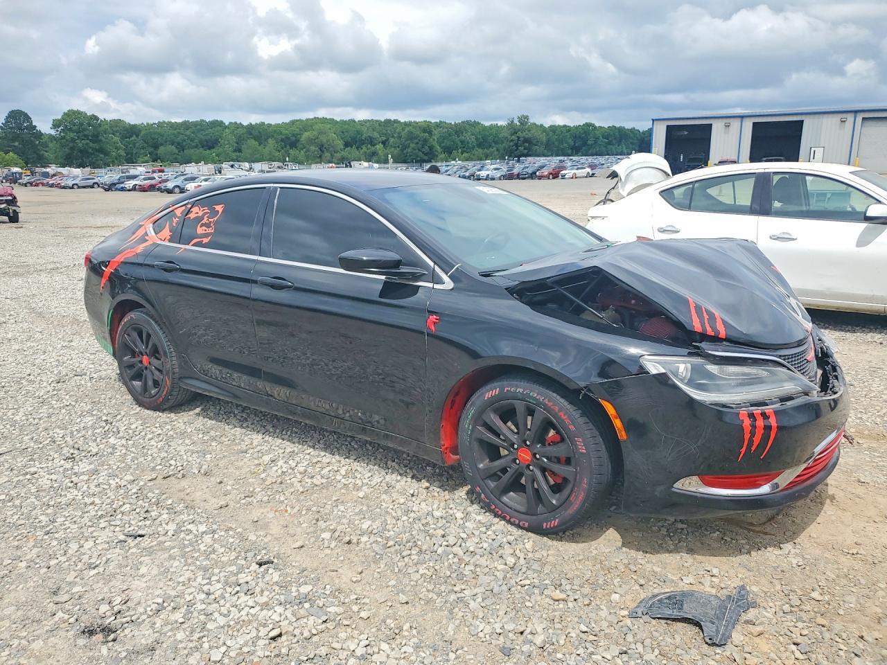 2015 Chrysler 200 Limited - zdjęcie 4
