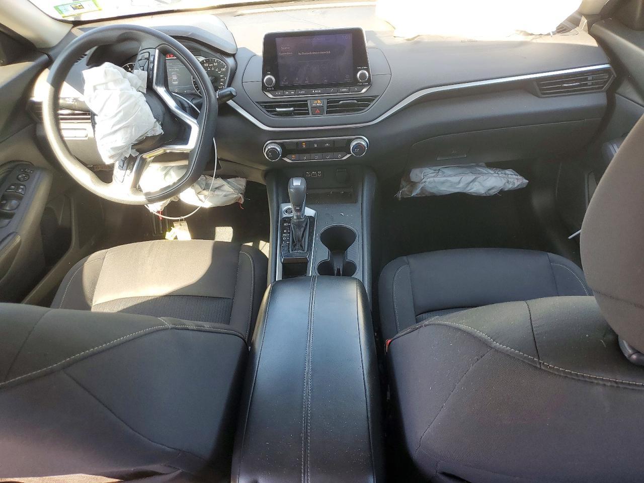2020 Nissan Altima S - zdjęcie 8