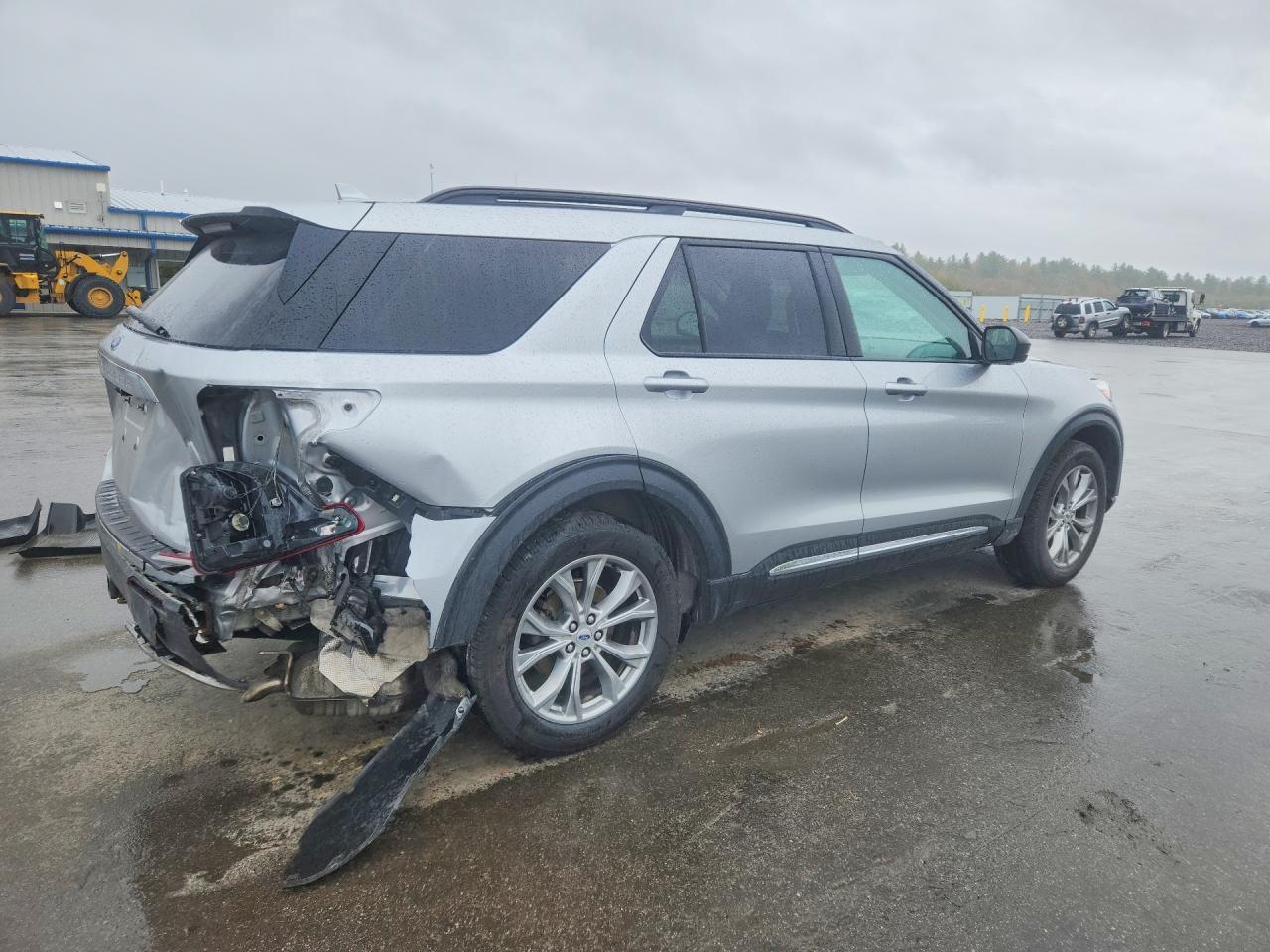 2020 Ford Explorer Xlt - zdjęcie 3