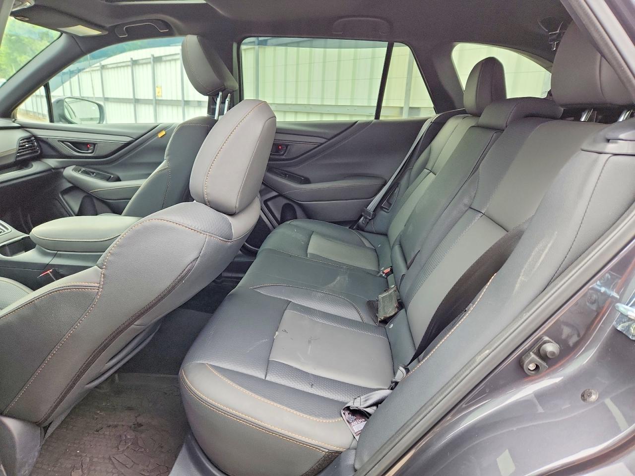 2025 Subaru Outback Wilderness - zdjęcie 11
