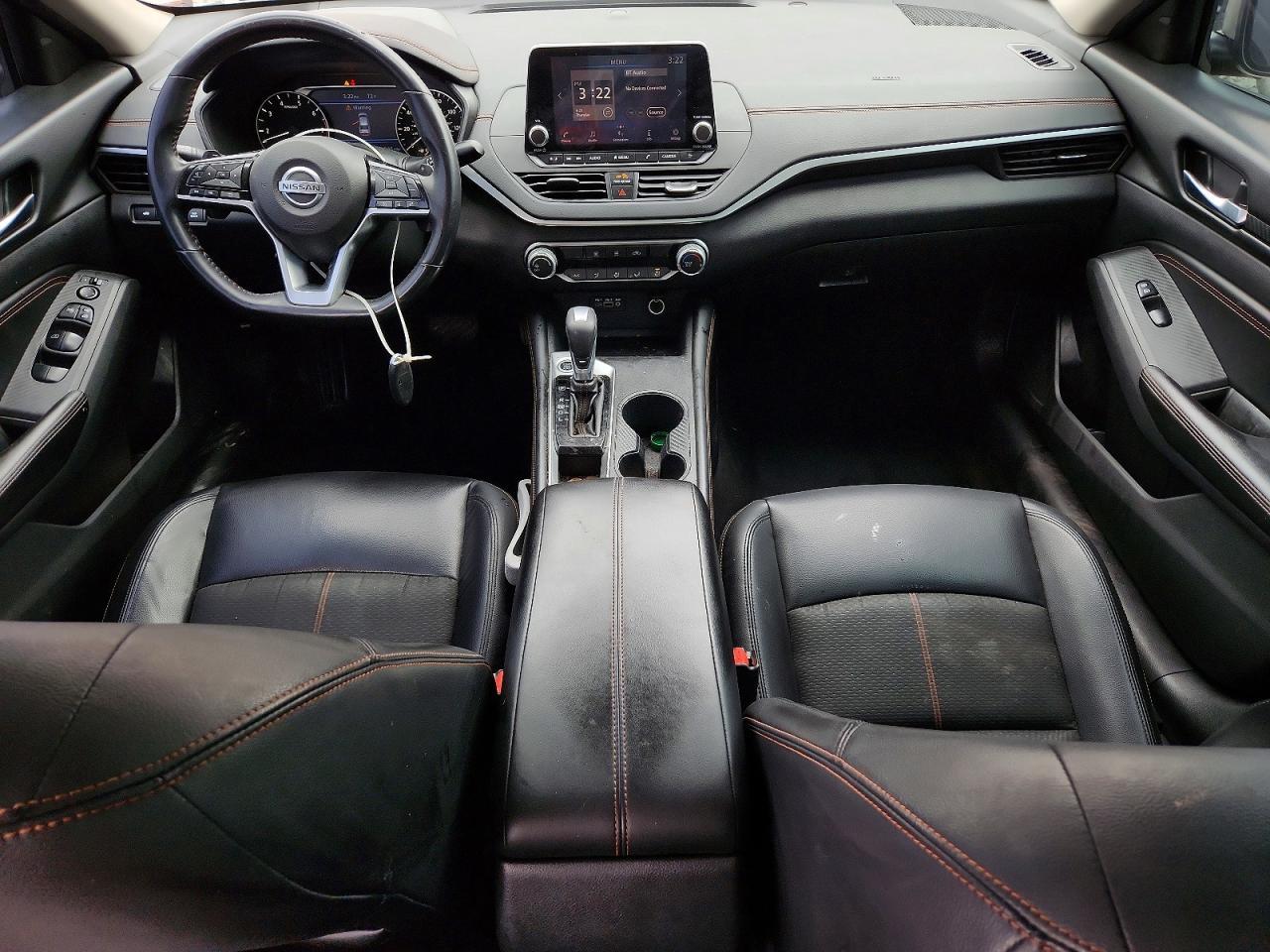 2020 Nissan Altima Sr - zdjęcie 8