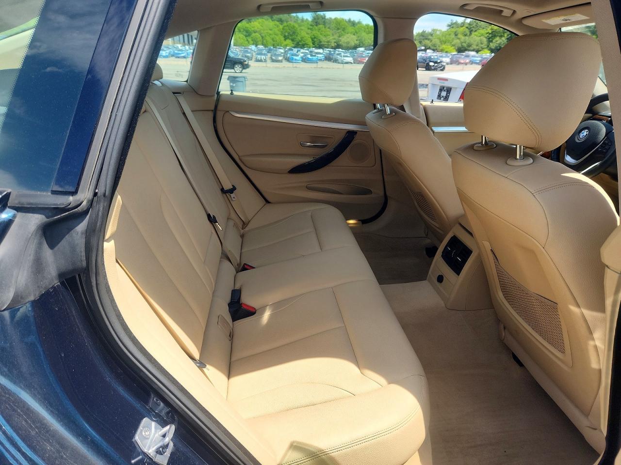 2014 BMW 328 Xigt - zdjęcie 10