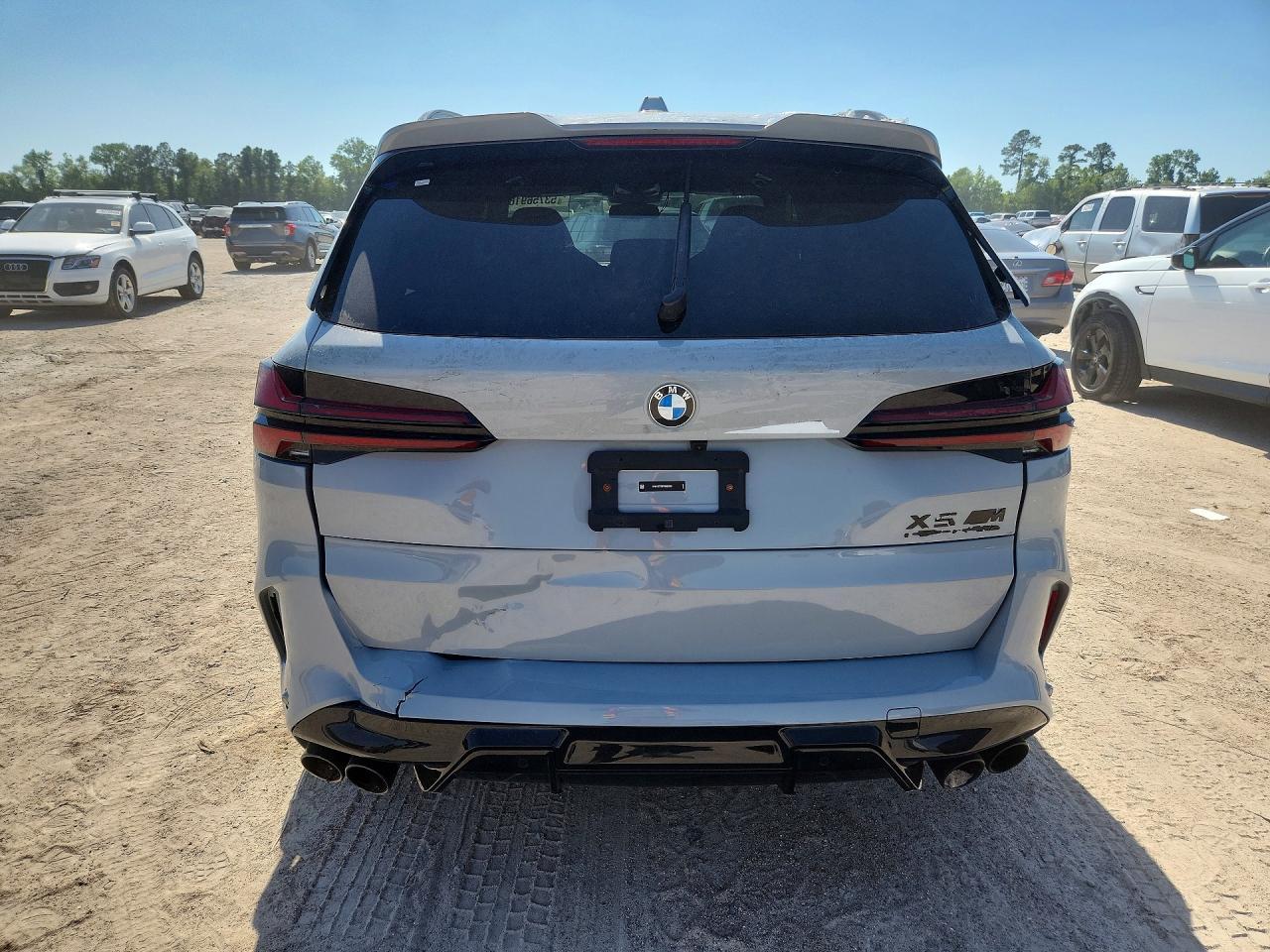 2026 BMW X5 M Competition - zdjęcie 6