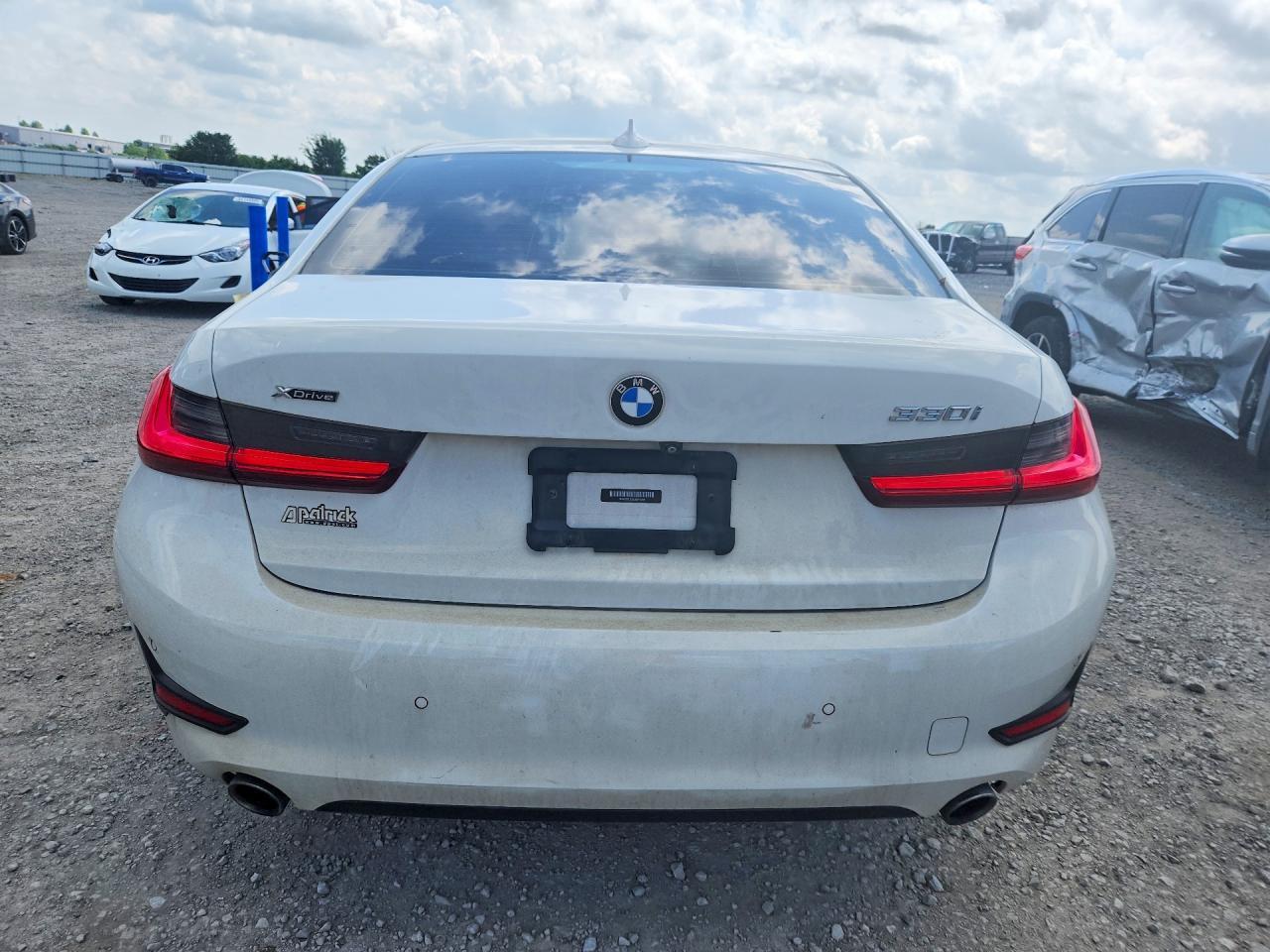 2020 BMW 330Xi - zdjęcie 6