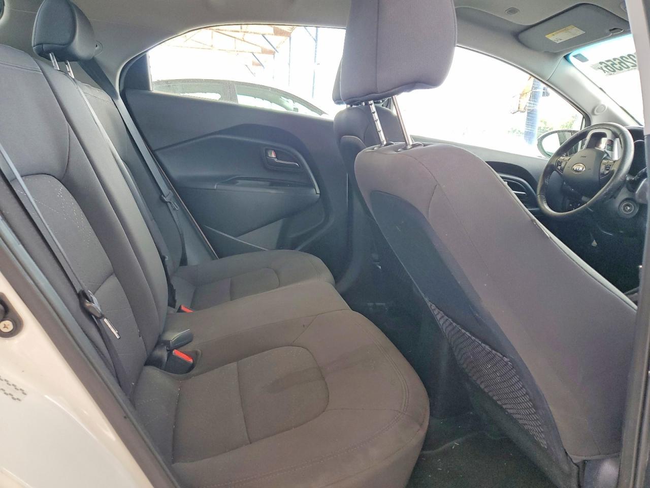 2013 Kia Rio 5-Door Sx - zdjęcie 10