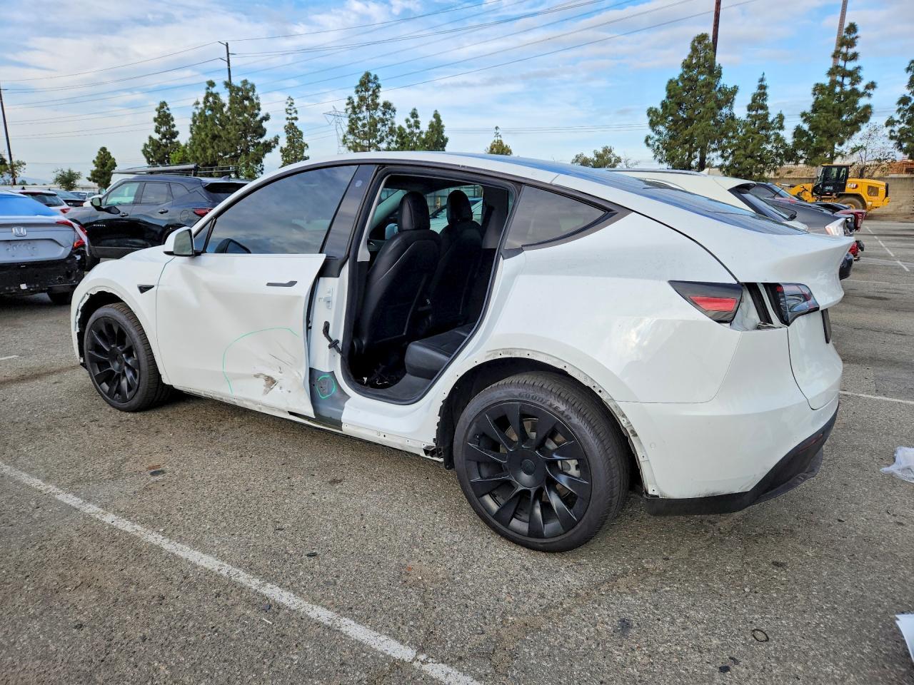 2021 Tesla Model Y - zdjęcie 2