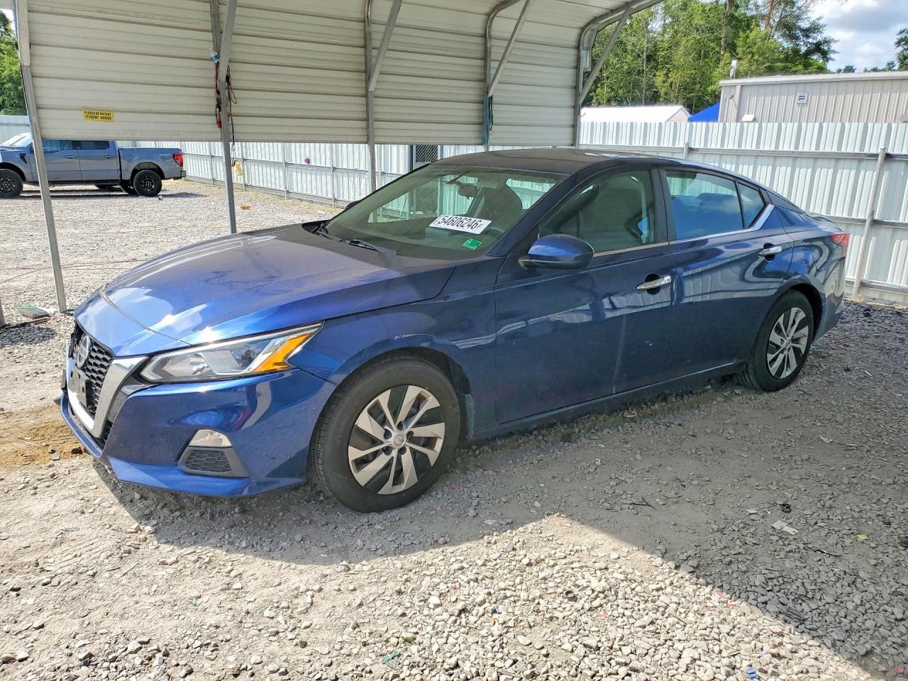 2020 Nissan Altima S - zdjęcie główne