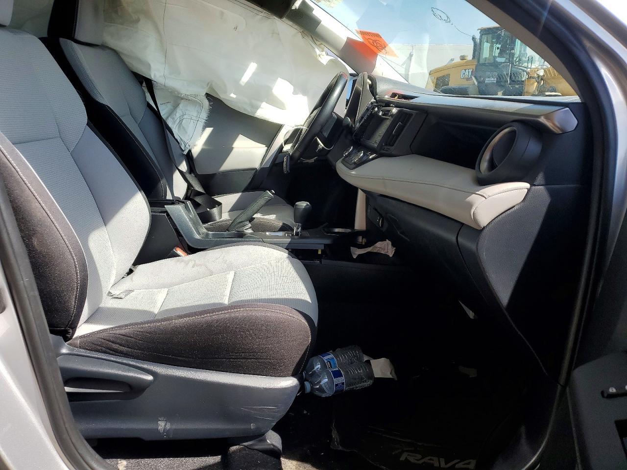 2018 Toyota Rav4 Xle - zdjęcie 7