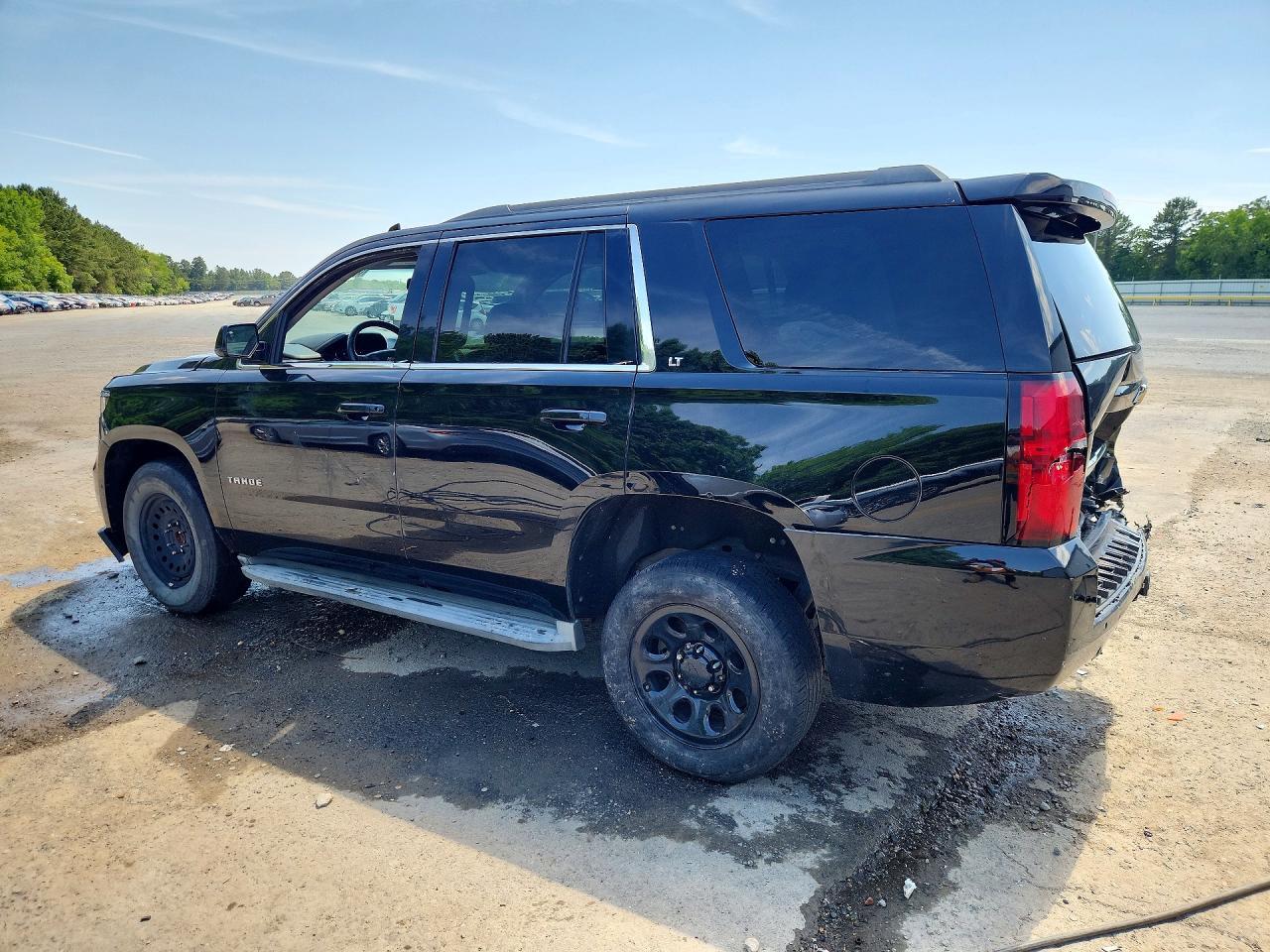 2015 Chevrolet Tahoe C1500 Lt - zdjęcie 2