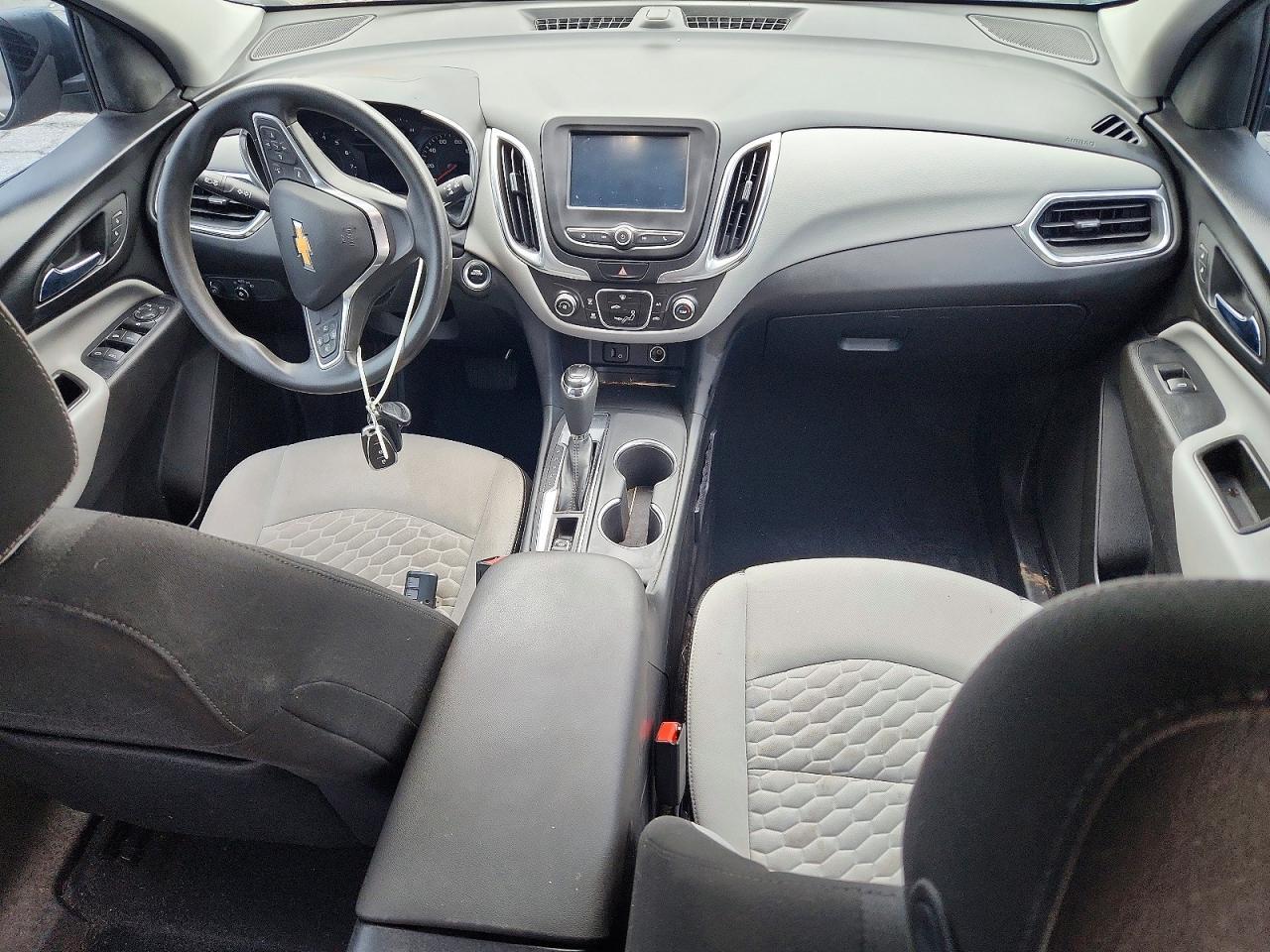 2018 Chevrolet Equinox Ls - zdjęcie 8