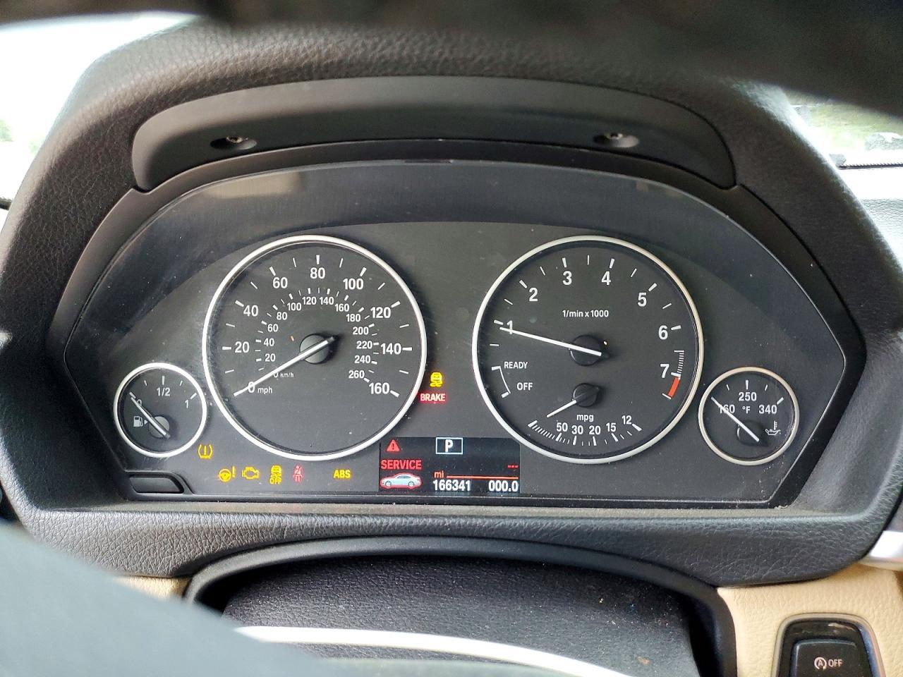 2014 BMW 320 I xDrive - zdjęcie 9