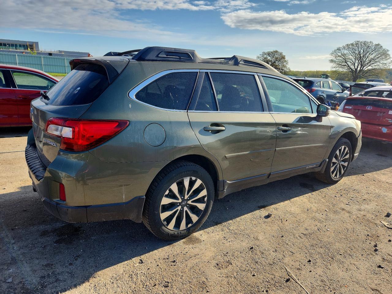 2015 Subaru Outback 2.5I Limited - zdjęcie 3