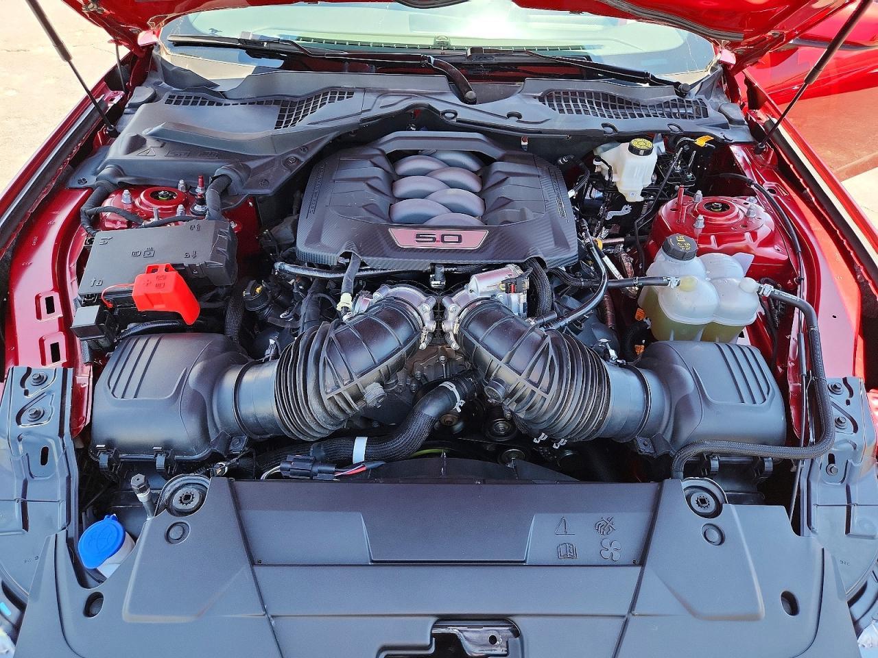 2024 Ford Mustang Gt - zdjęcie 11
