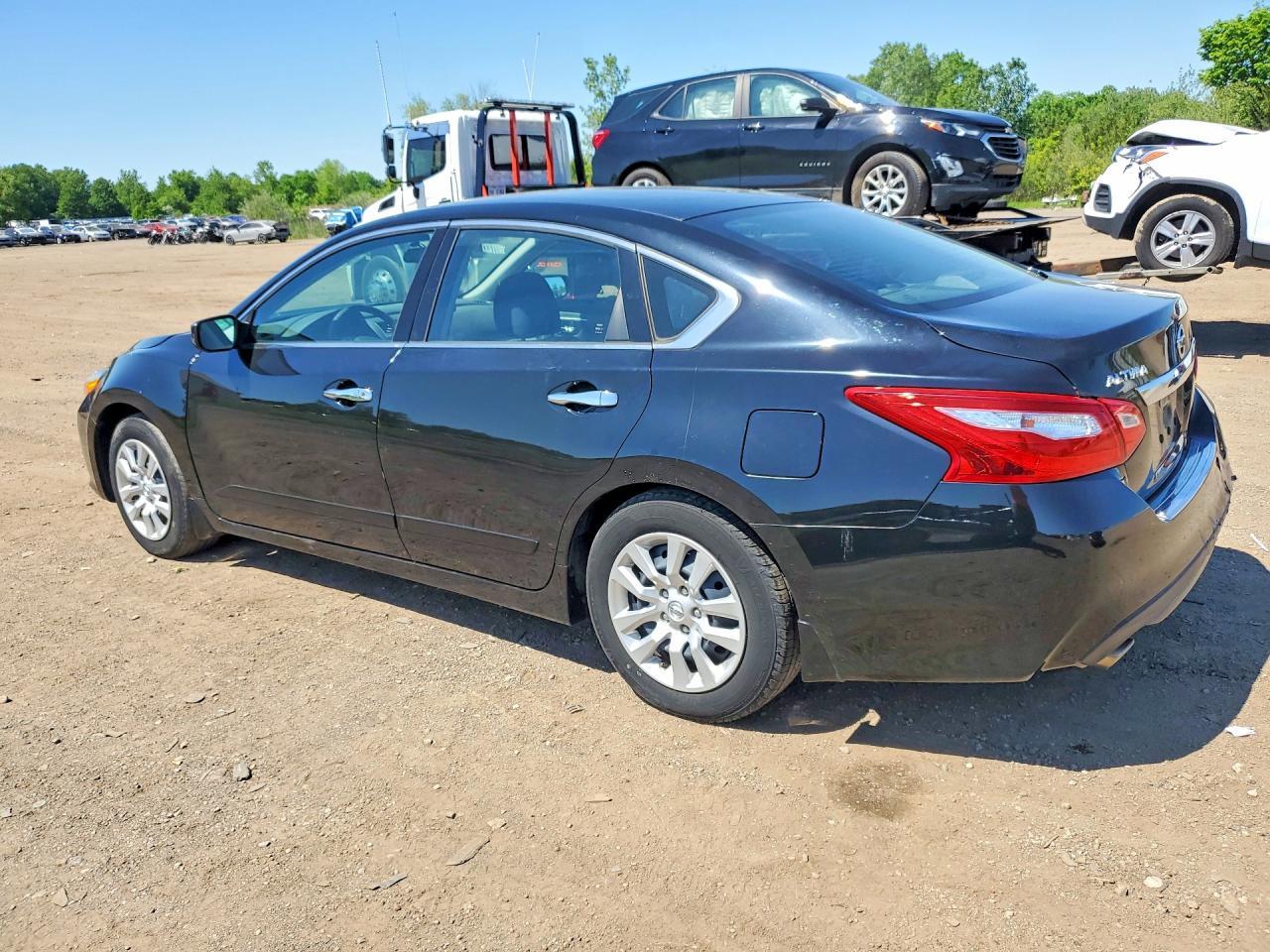 2017 Nissan Altima 2.5 S - zdjęcie 2