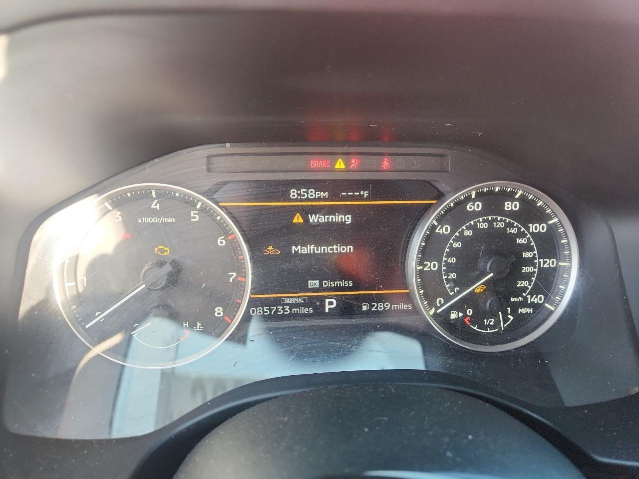 2022 Mitsubishi Outlander Es - zdjęcie 9