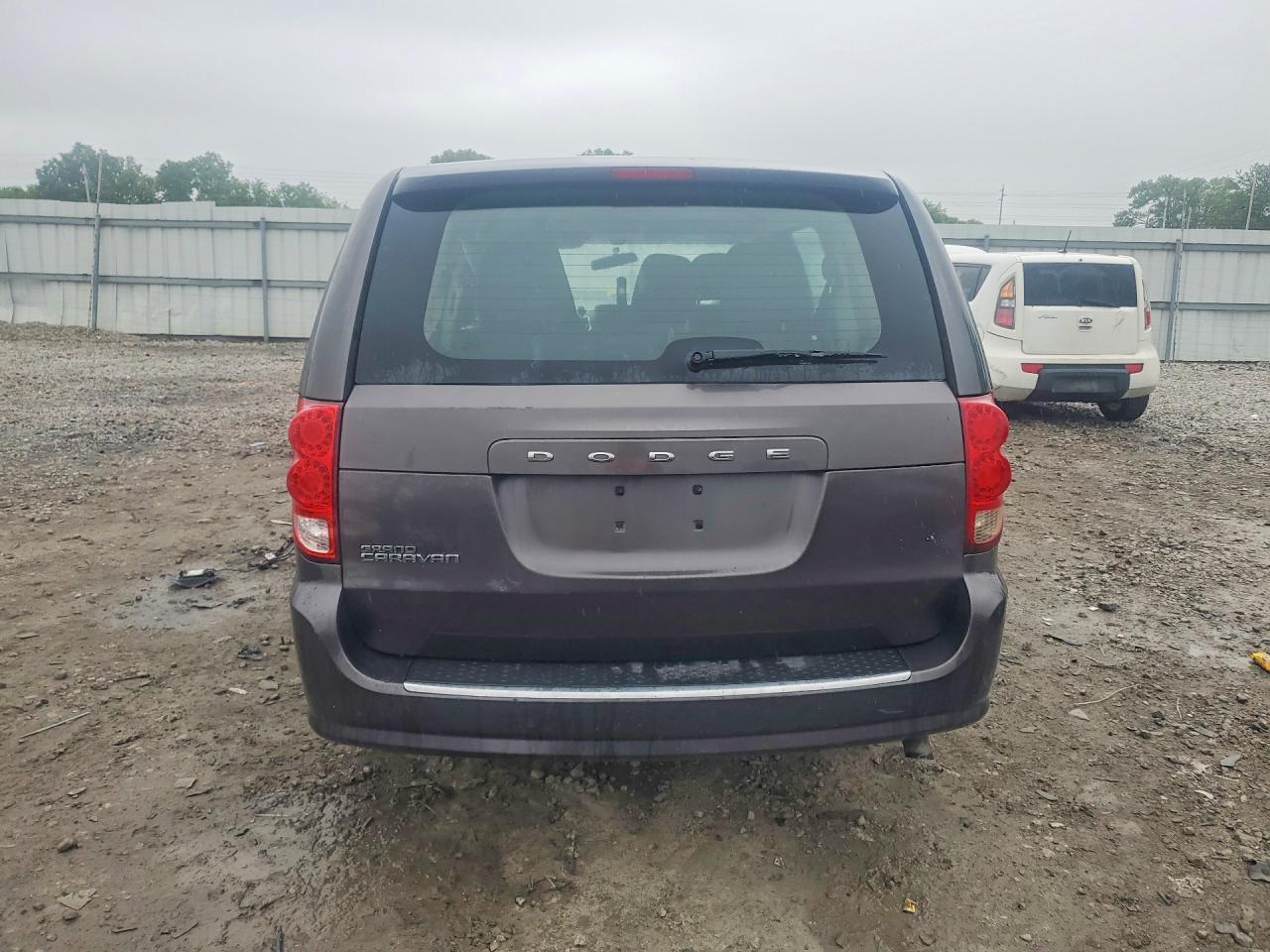 2016 Dodge Grand Caravan Se - zdjęcie 6