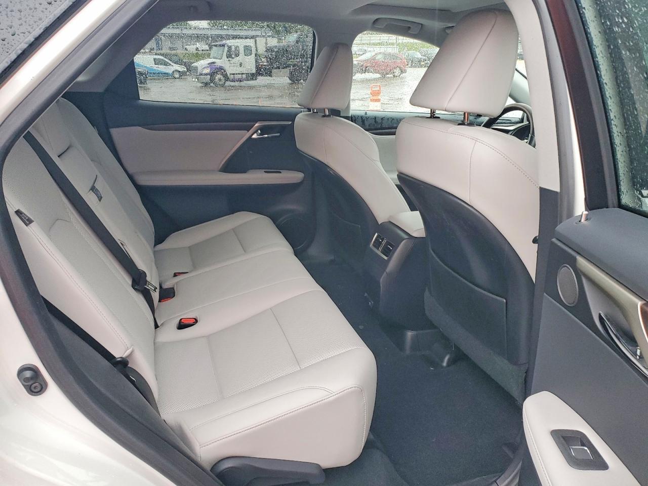 2021 Lexus Rx 350 - zdjęcie 11