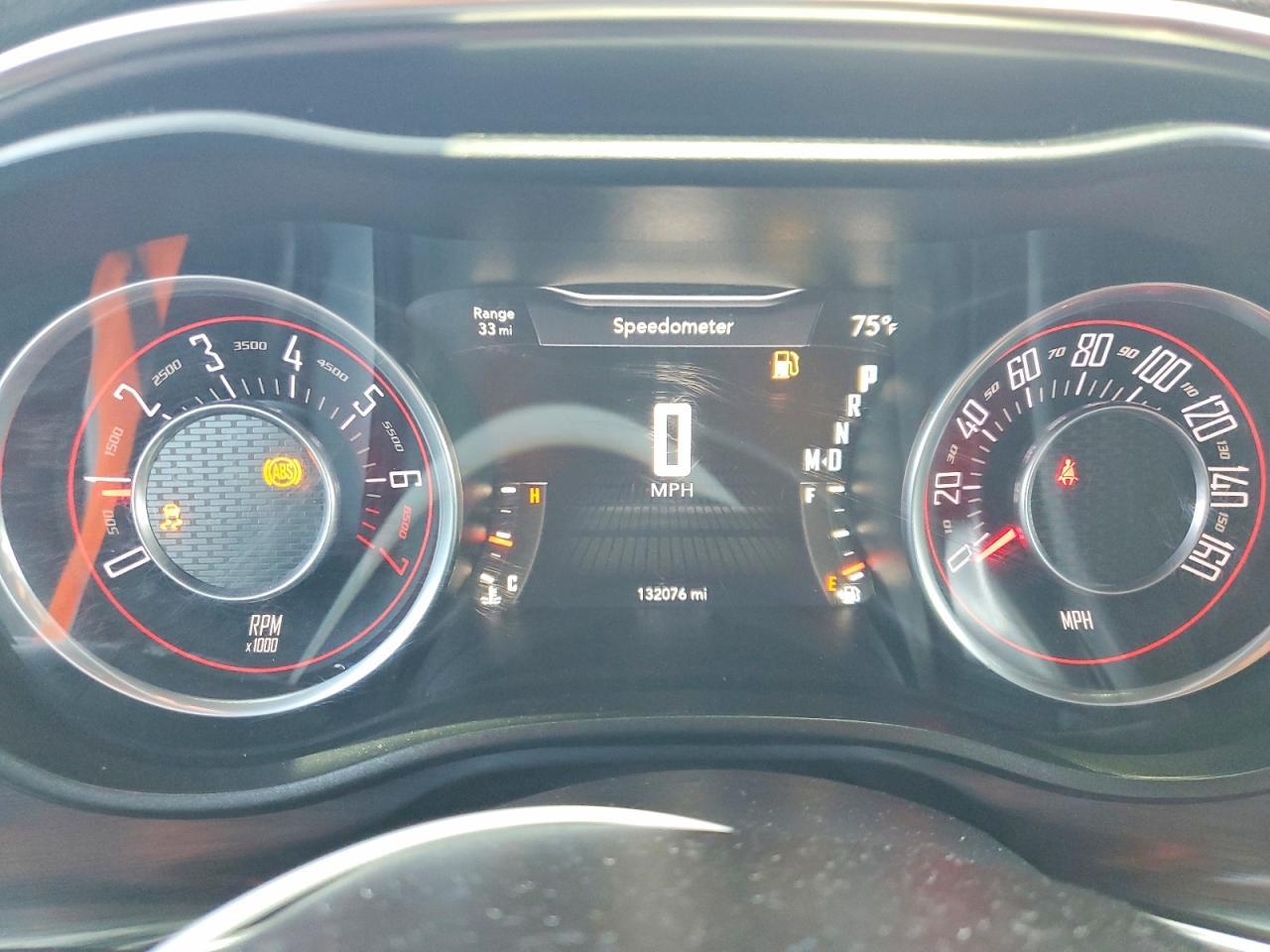 2015 Dodge Challenger Sxt - zdjęcie 9