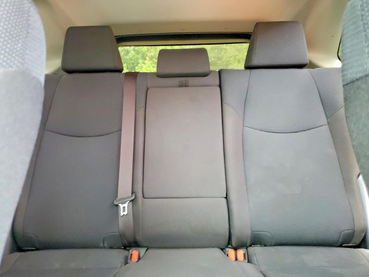 2019 Toyota Rav4 Le - zdjęcie 10