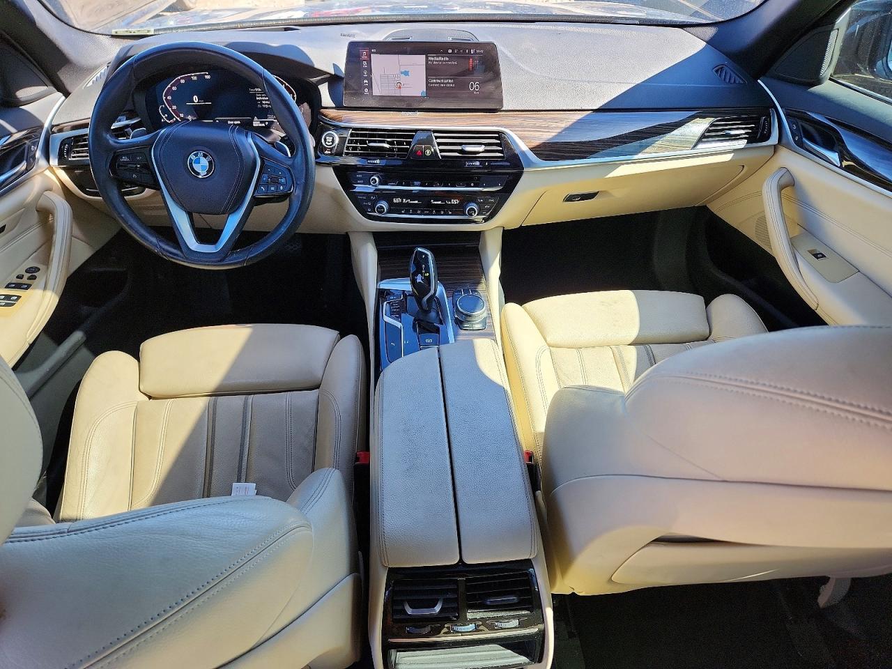 2020 BMW 530 I - zdjęcie 8