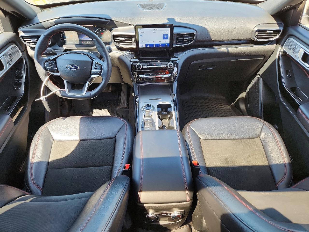 2023 Ford Explorer St-Line - zdjęcie 8