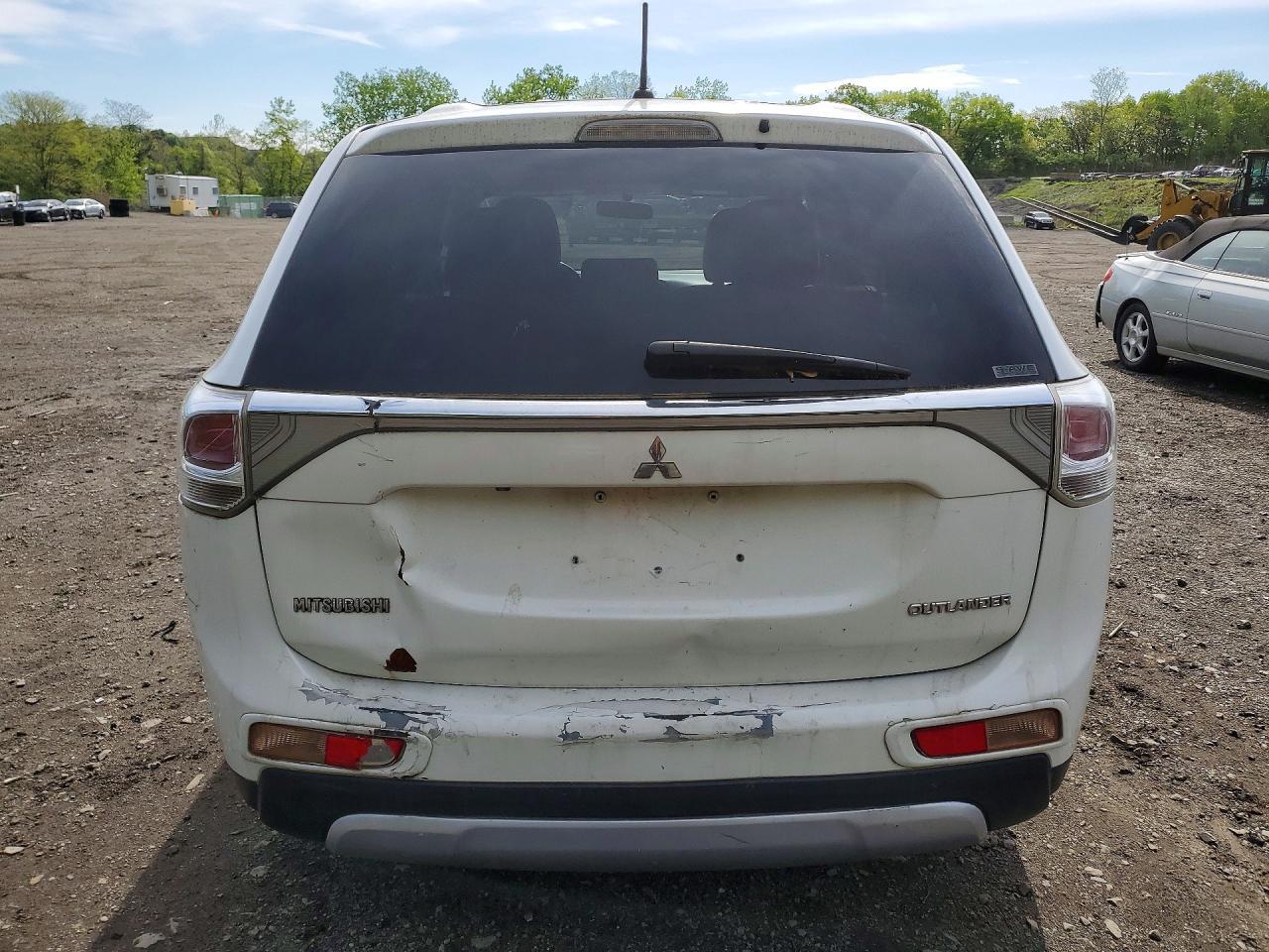 2015 Mitsubishi Outlander Se - zdjęcie 6