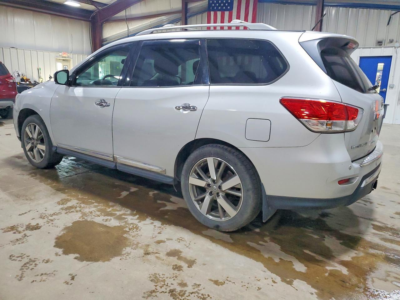 2014 Nissan Pathfinder - zdjęcie 2