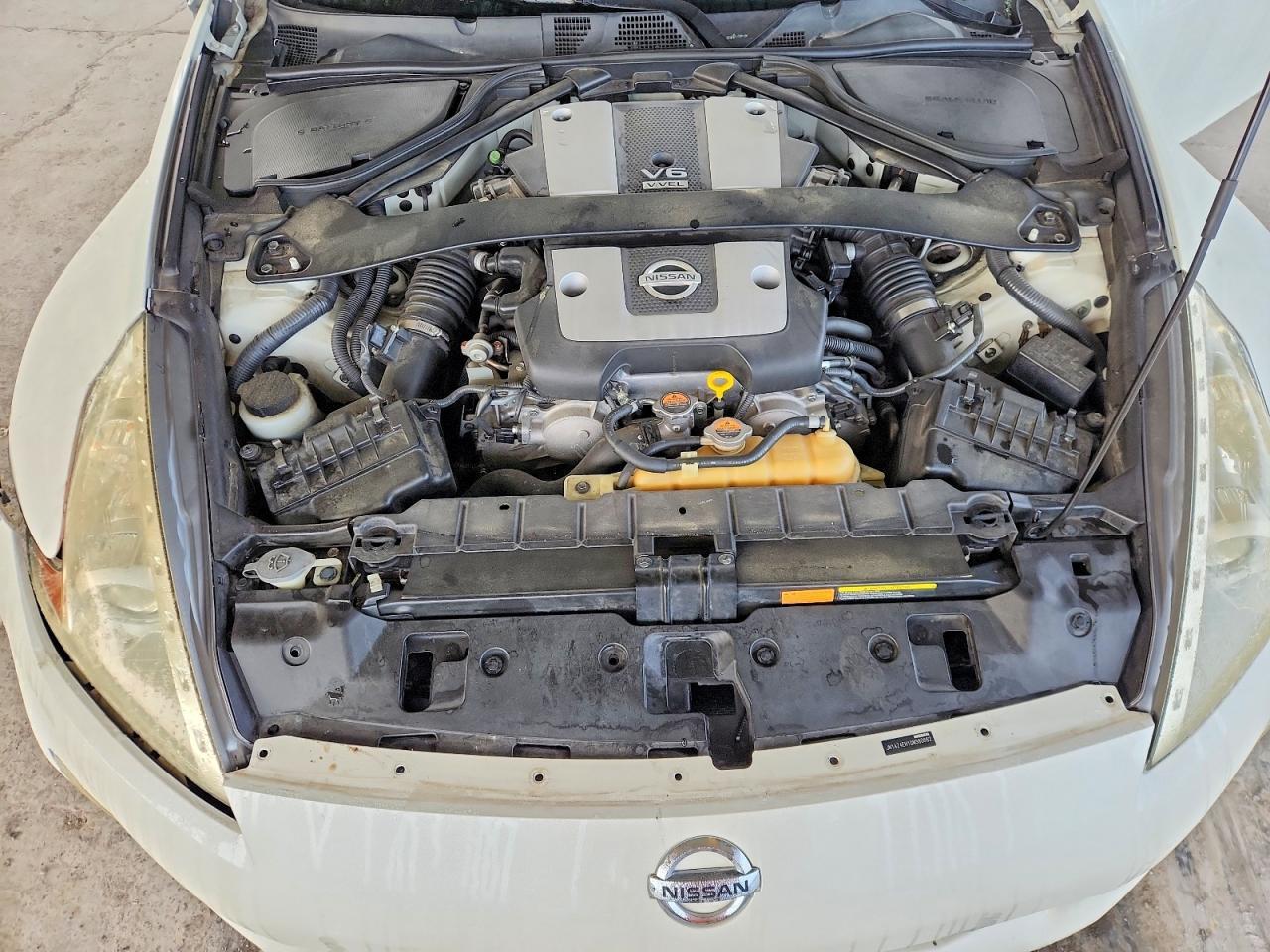 2013 Nissan 370Z Base - zdjęcie 11
