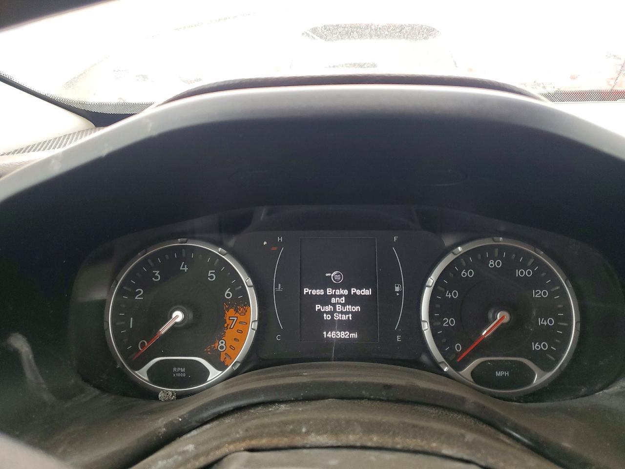2015 Jeep Renegade Latitude - zdjęcie 9