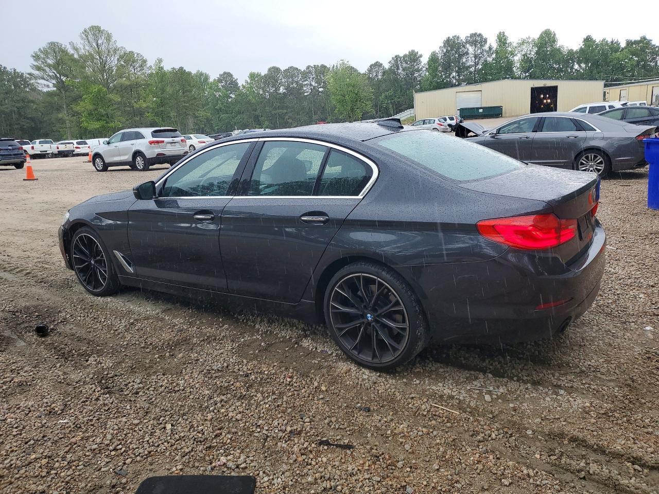 2017 BMW 530 I - zdjęcie 2