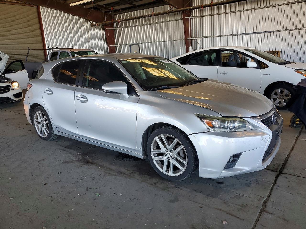 2015 Lexus Ct 200 - zdjęcie 4