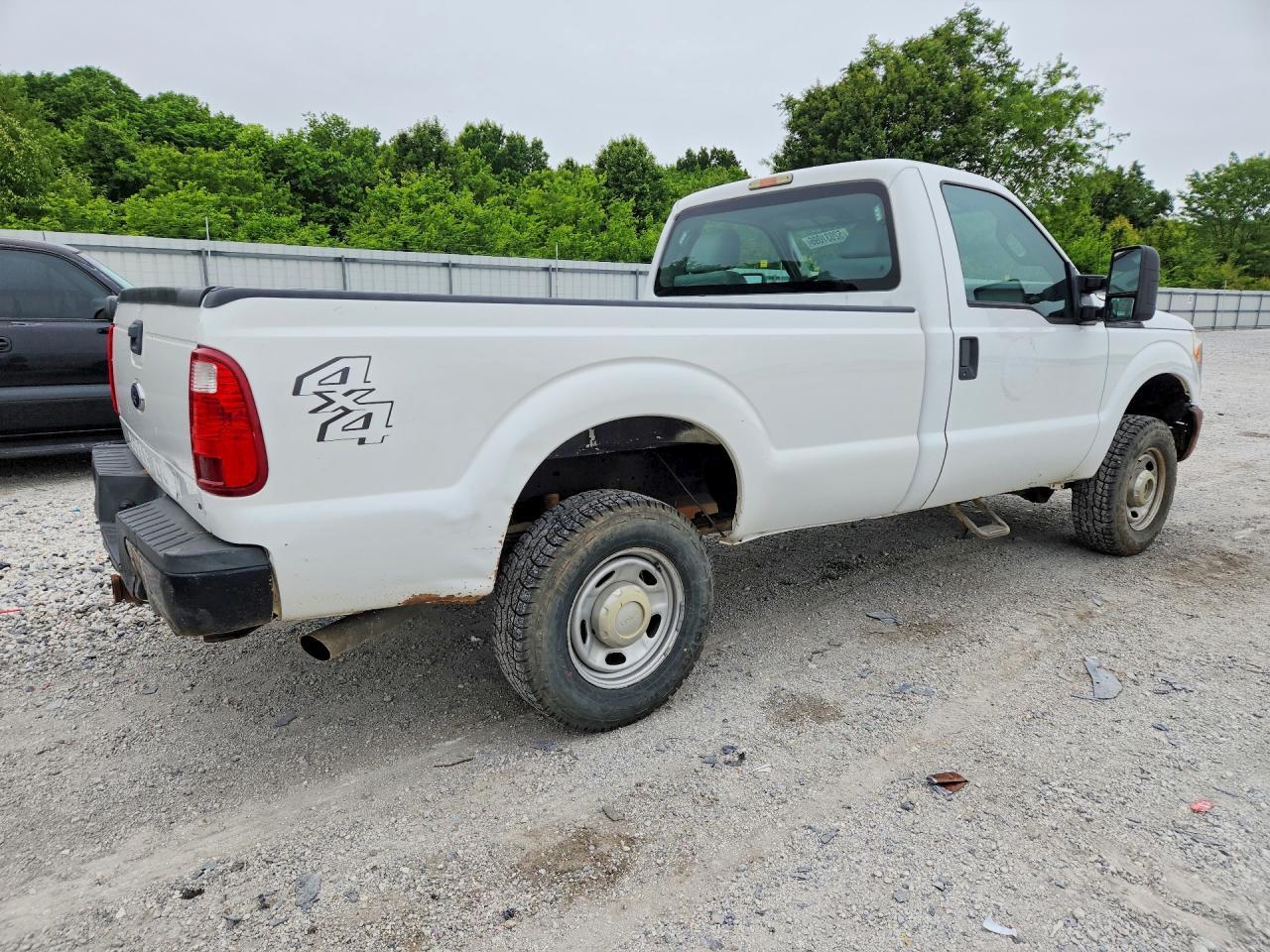 2015 Ford F250 Super Duty - zdjęcie 3
