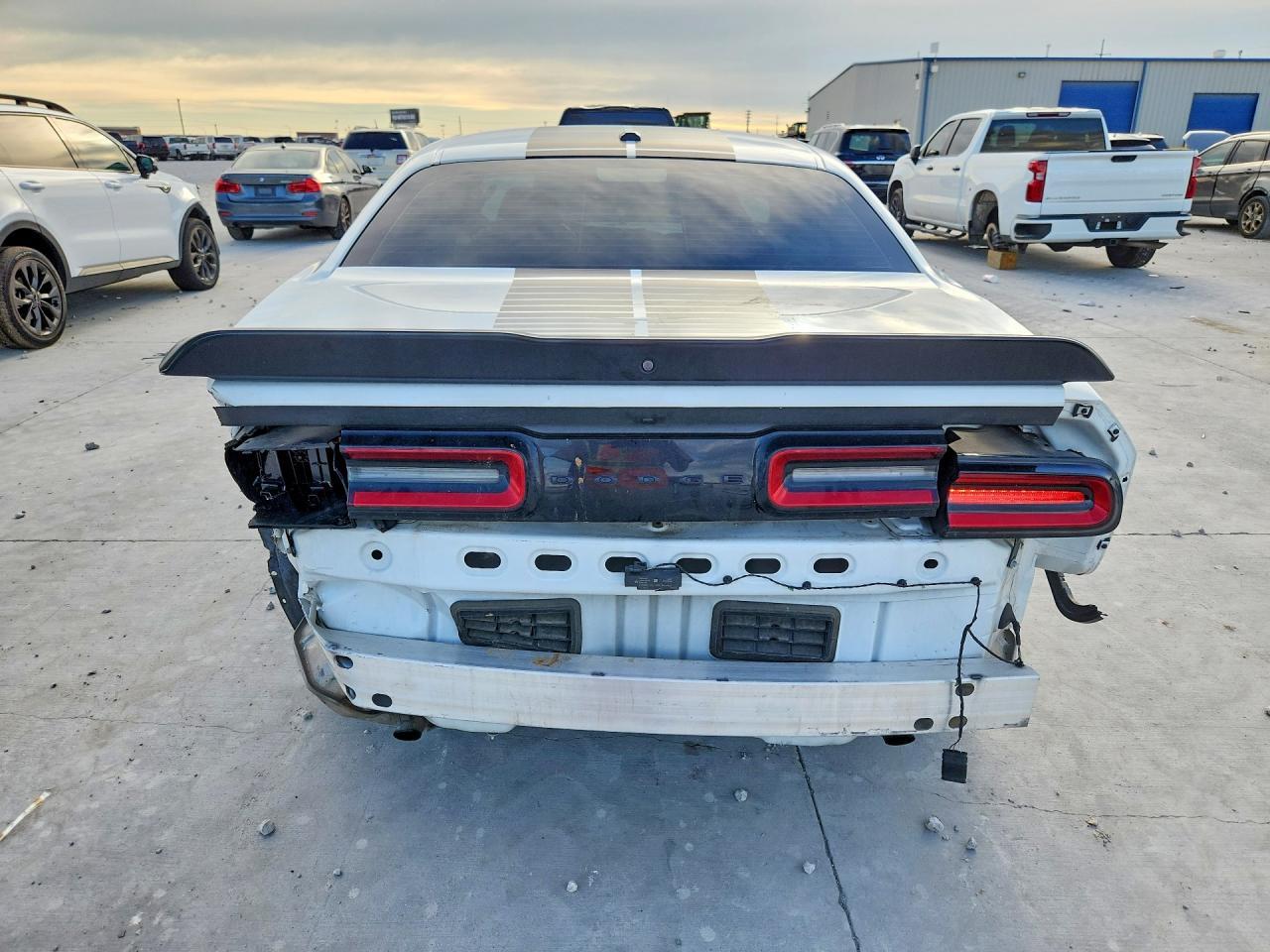 2023 Dodge Challenger Sxt - zdjęcie 6