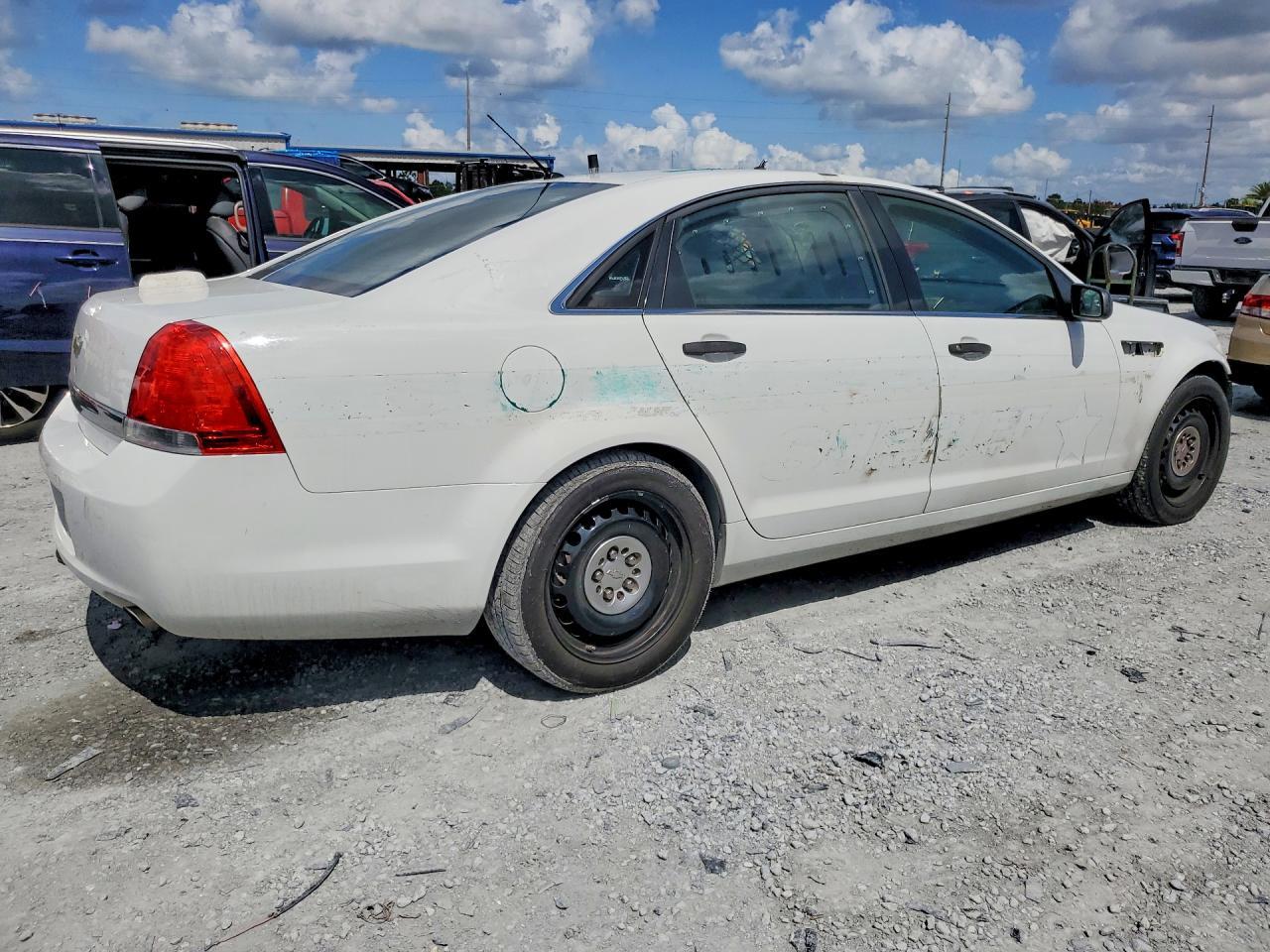 2016 Chevrolet Caprice Police - zdjęcie 3