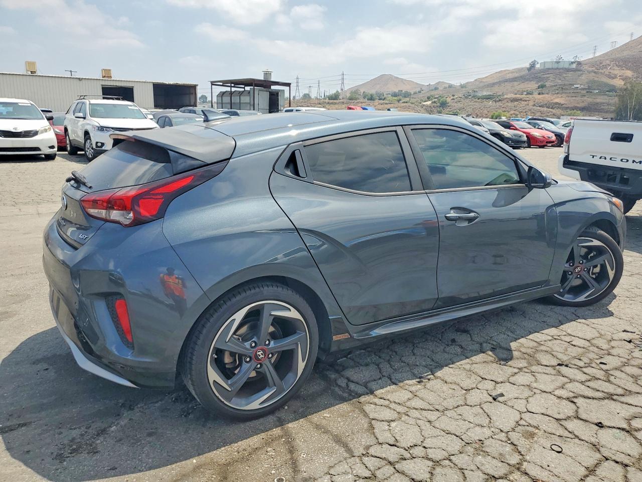 2020 Hyundai Veloster Turbo 1.6T - zdjęcie 3